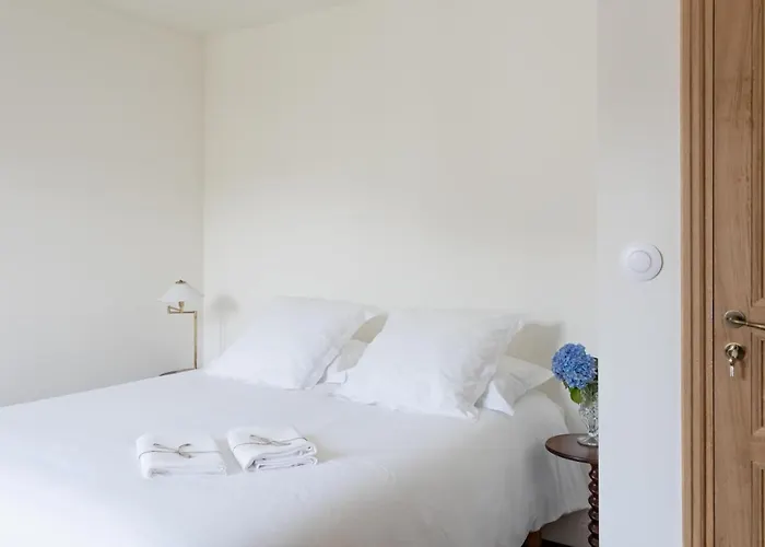 Maison Gamboia, D'hotes Au Calme Avec Jardin 3* Hasparren