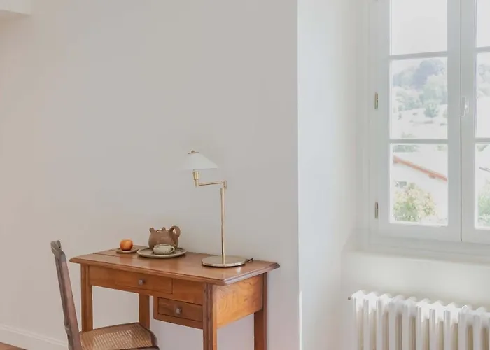 Maison Gamboia, D'hotes Au Calme Avec Jardin Pensjonat Hasparren